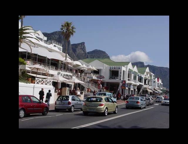 210M² RETAIL TO LET IN CAMPS BAY